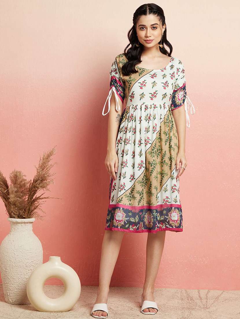 women printed short sleeves flared dress