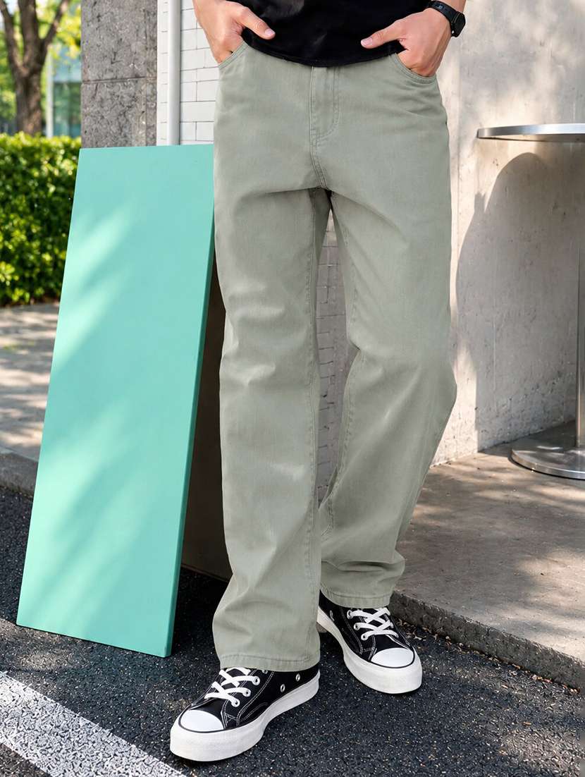 men solid mid rise straight jeans