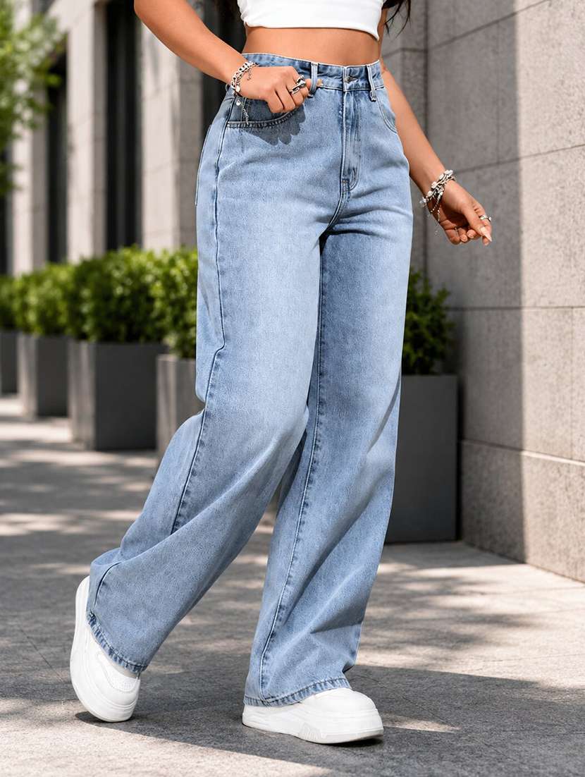women washed high rise baggy jeans - 22603859 -  Standard Image - 3