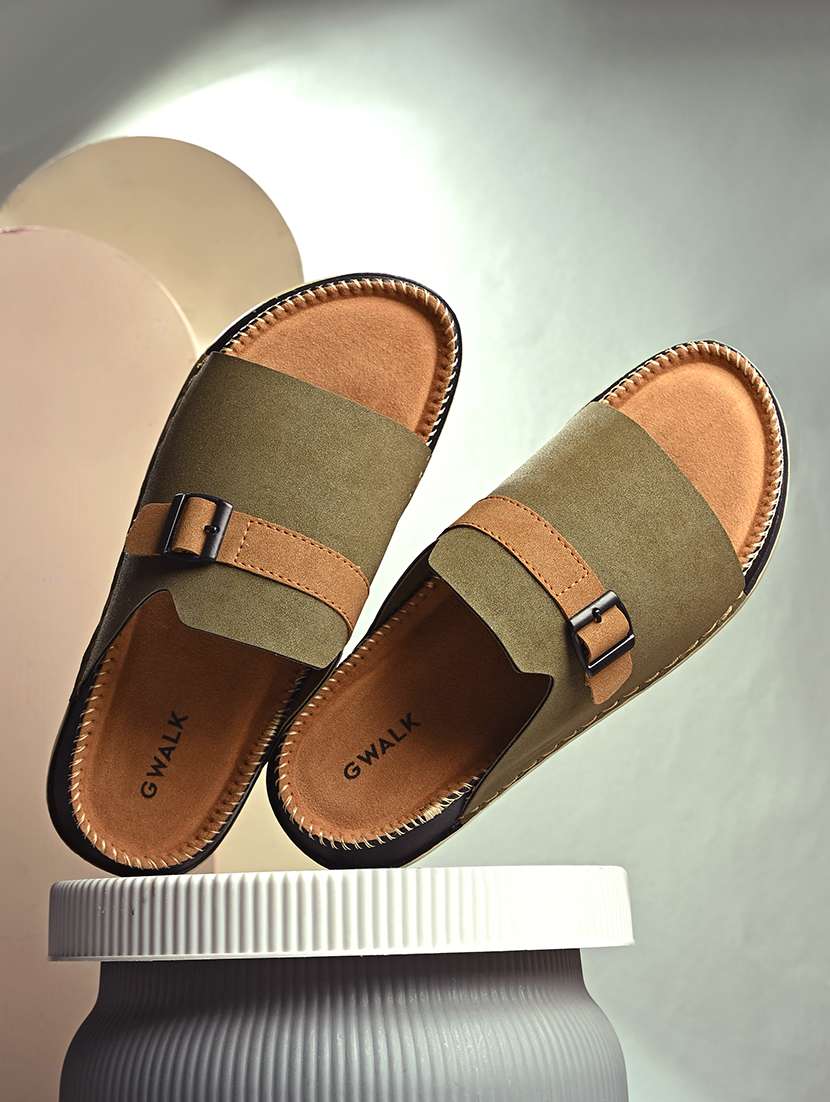 men solid slip on sandal
