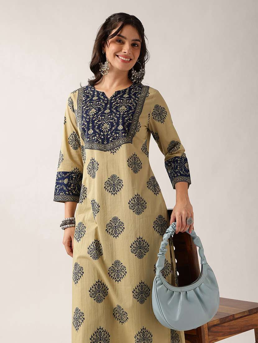 women printed three quarter sleeve straight kurta