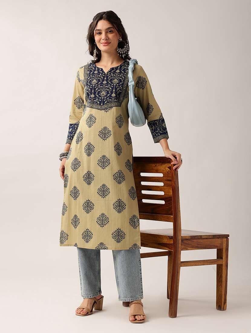 women printed three quarter sleeve straight kurta - 22604042 -  Standard Image - 5
