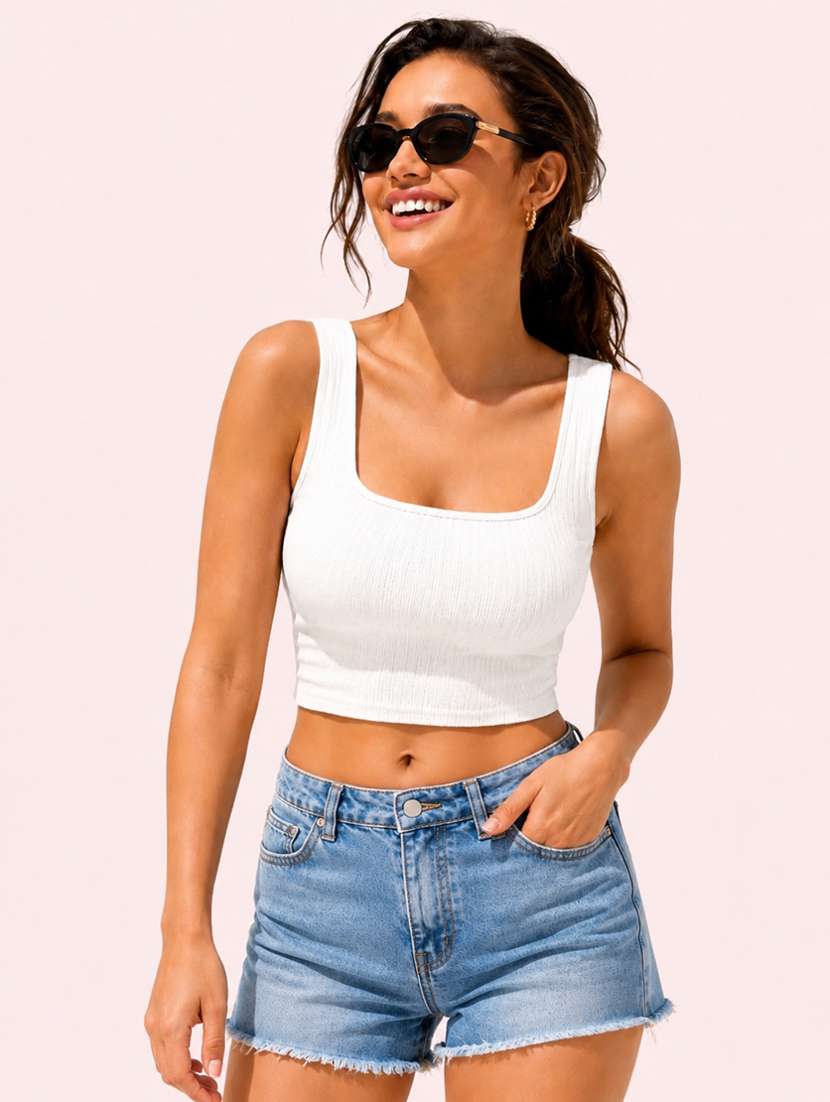 women self design sleeveless tank top