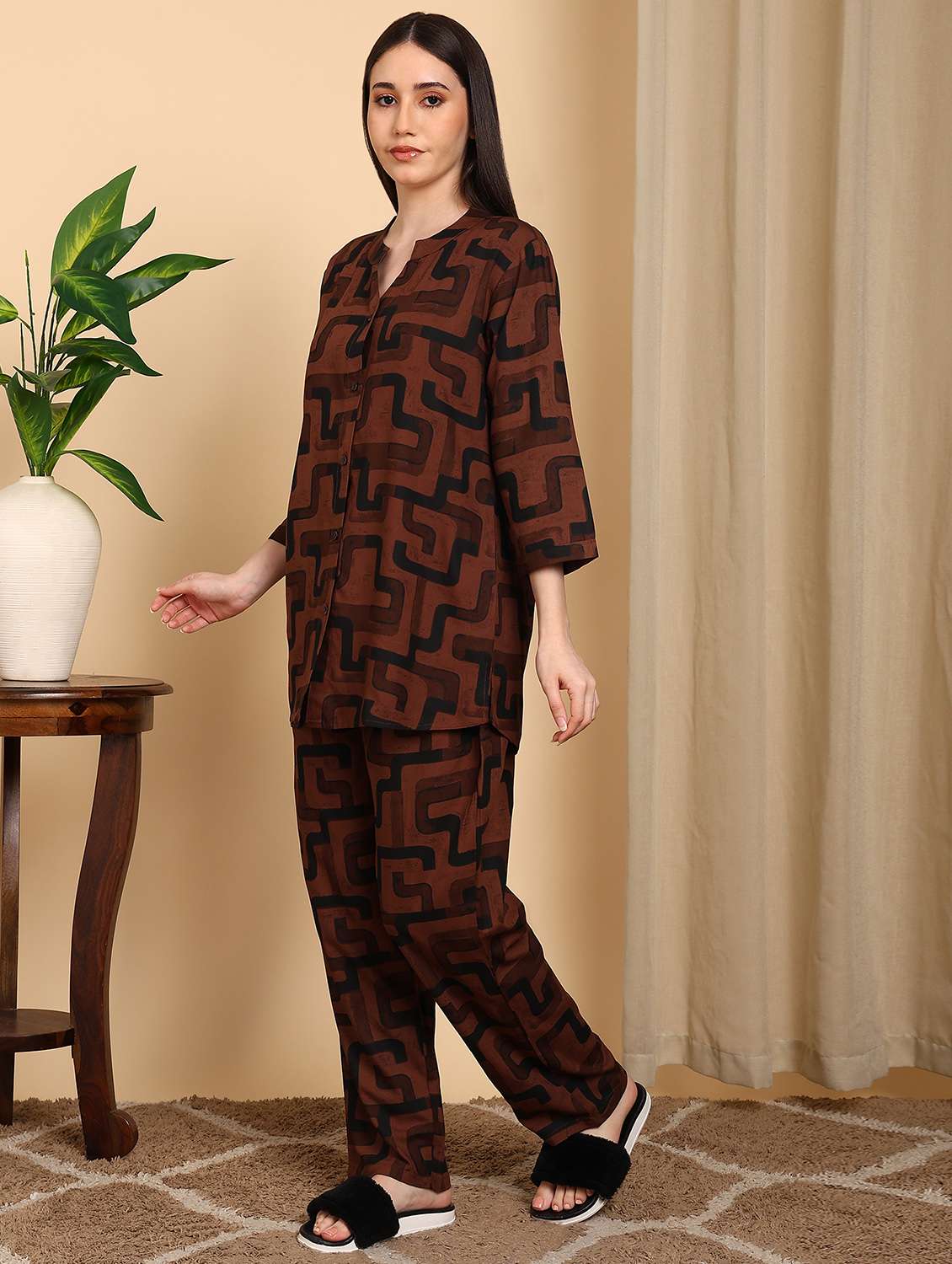 Women Printed Three Quarter Sleeves Nightwear Set - 22604350 -  Standard Image - 3