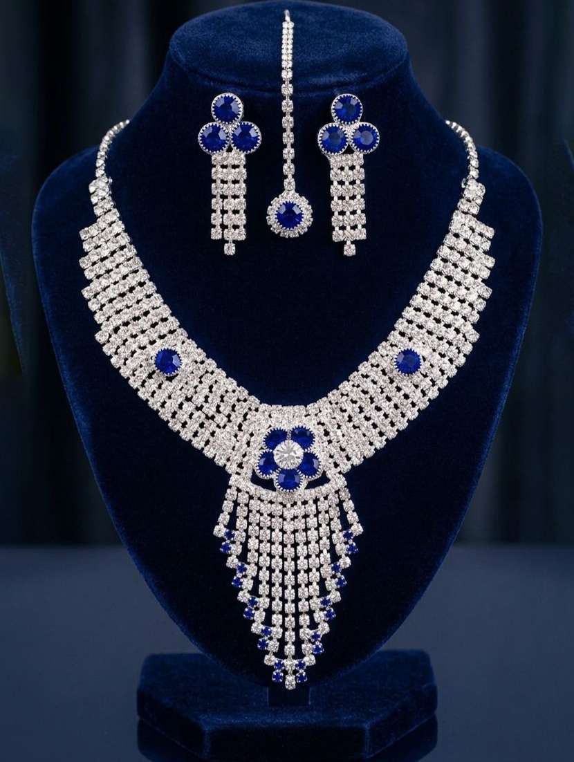 women blue stone necklace earring maang tikka set - 22604769 -  Standard Image - 3