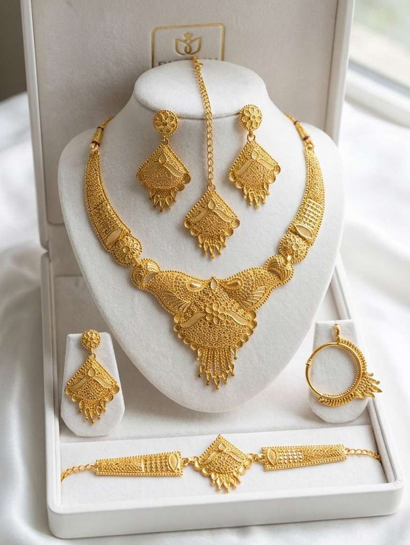 women gold plated brass necklace earring  maang tikka set - 22604782 -  Standard Image - 5