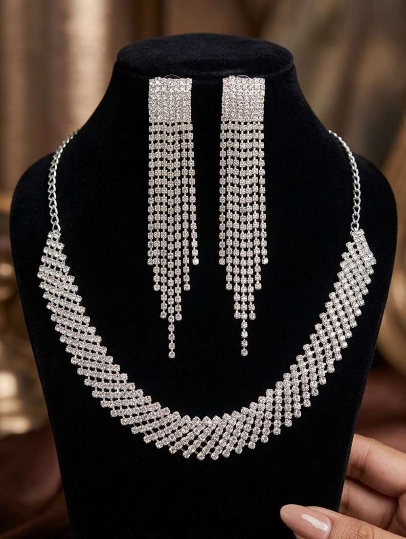 women silver metal brass necklace and earring set - 22604789 -  Standard Image - 3