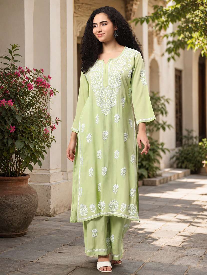 women embroidered three quarter sleeves kurta pant set