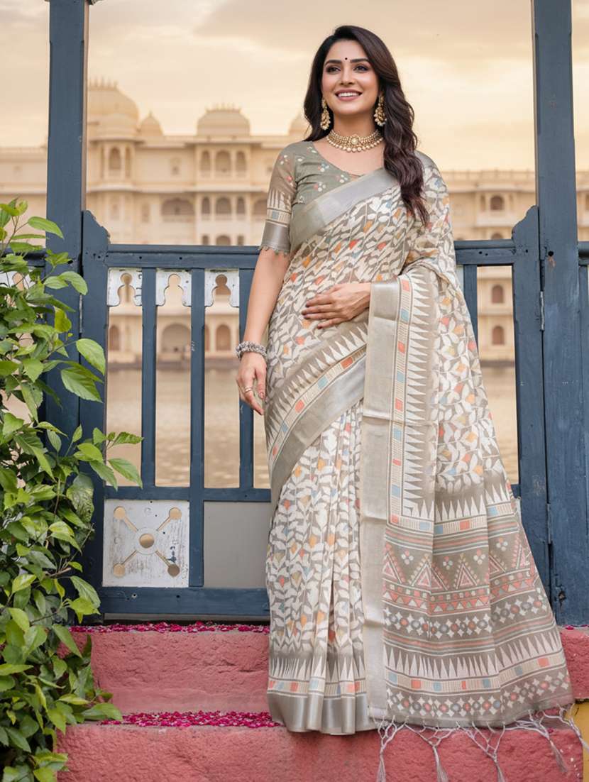 women printed casual wear saree with blouse
