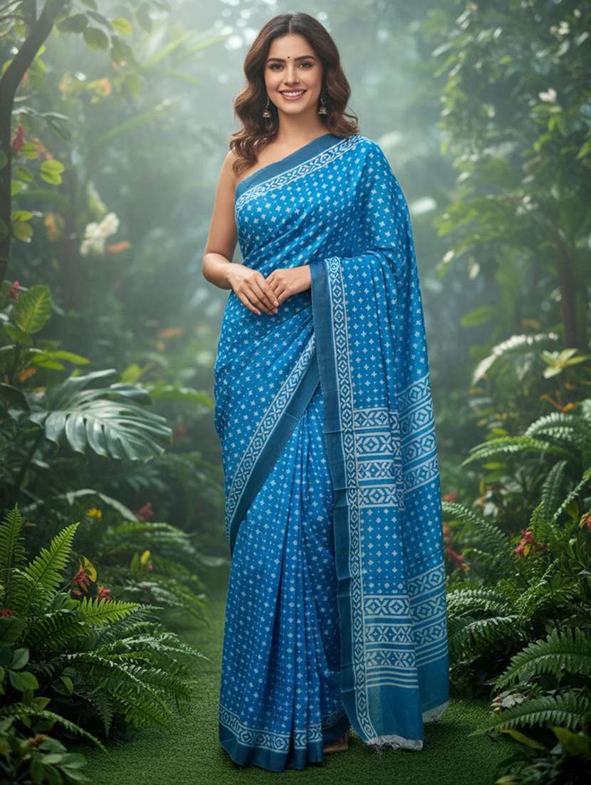 women printed casual wear saree with blouse