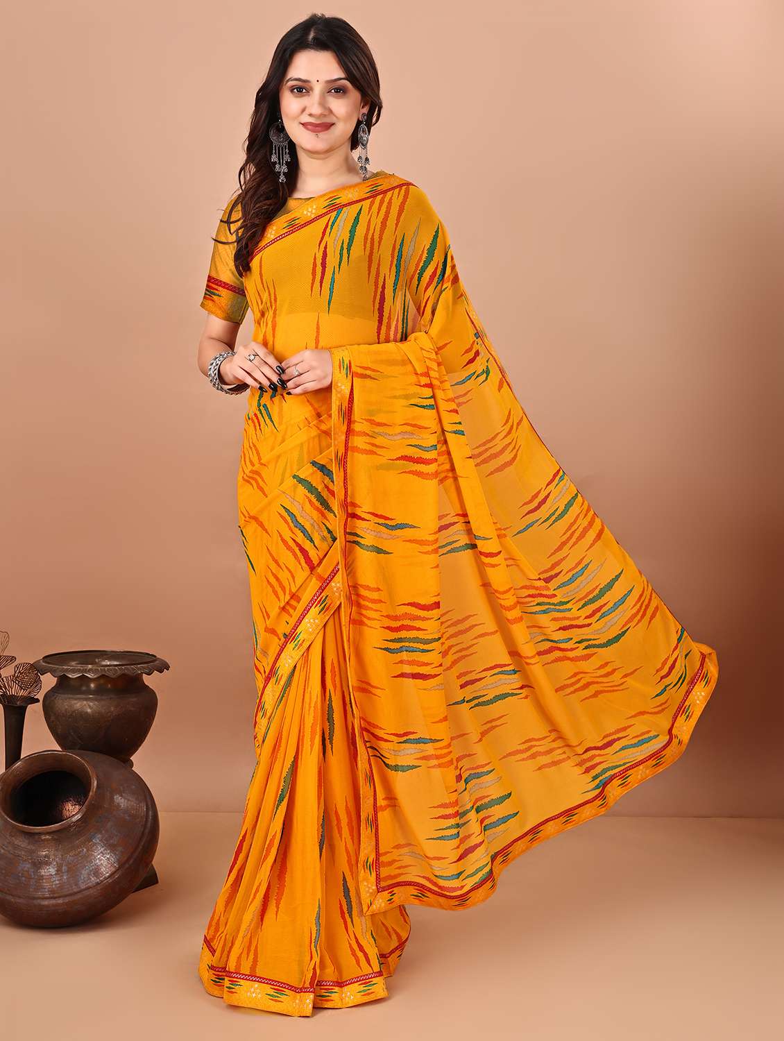 women printed casual wear saree with blouse
