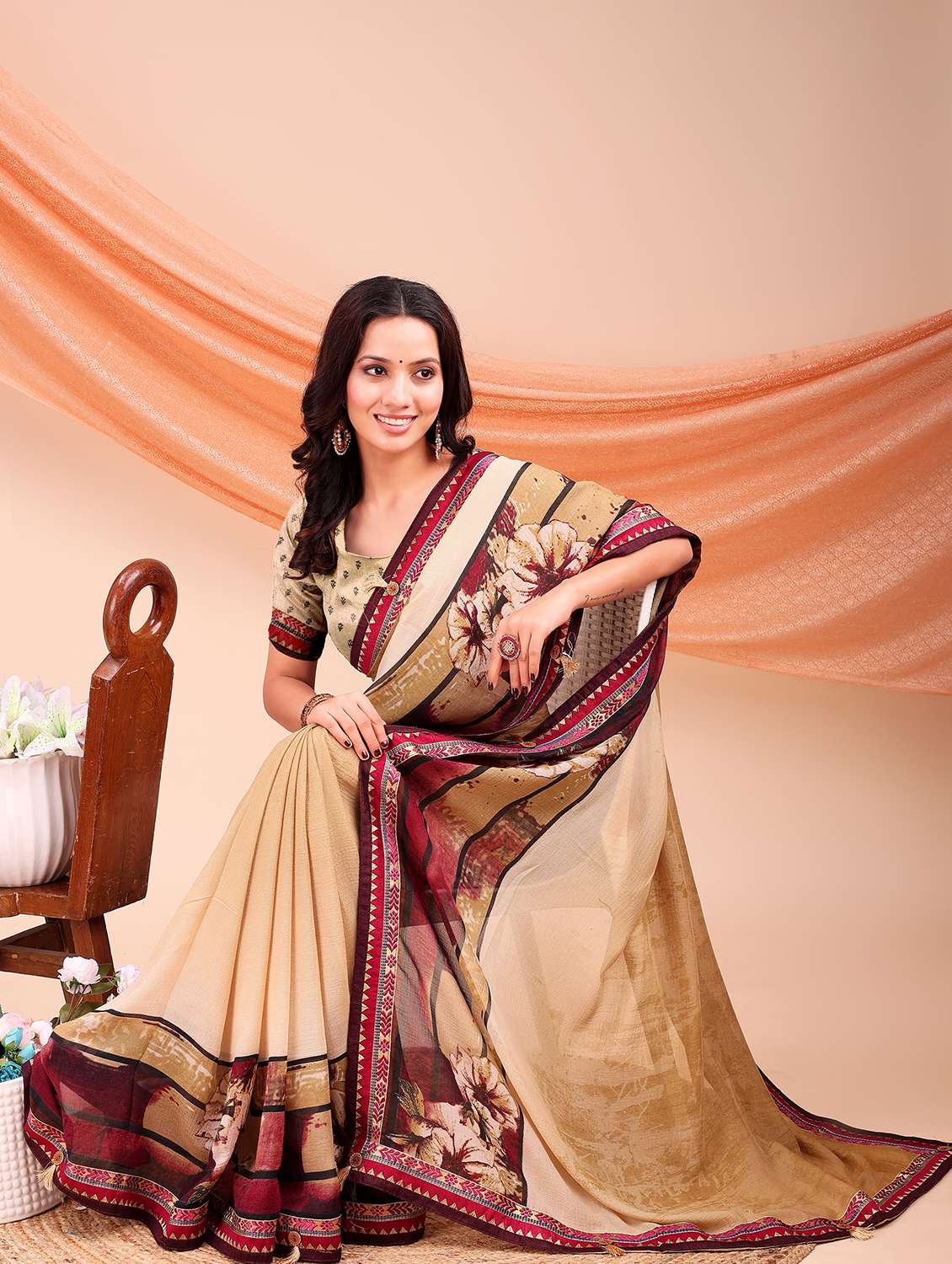 women printed casual wear saree with blouse - 22606765 -  Standard Image - 3