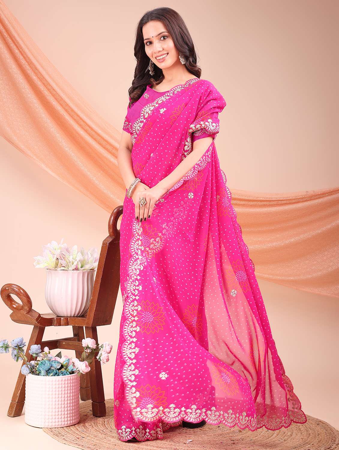 Women Bandhani Printed Saree With Blouse - 22606869 -  Standard Image - 3