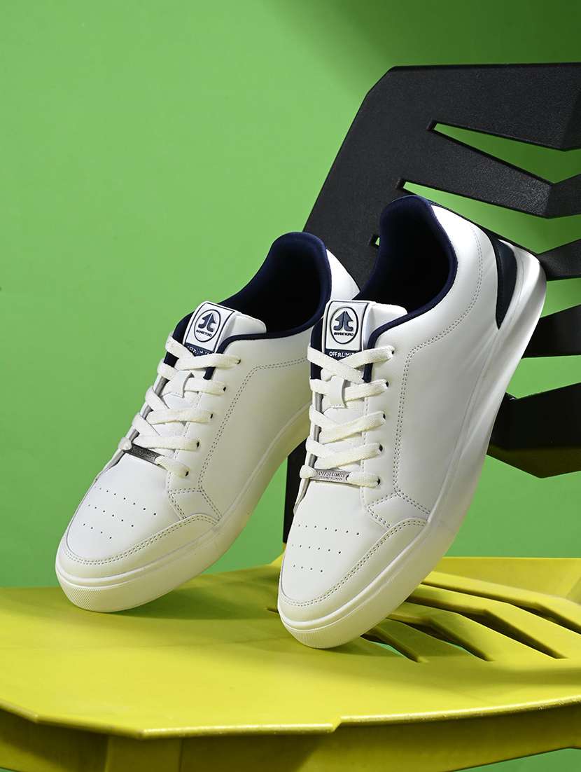 men solid lace up sneaker