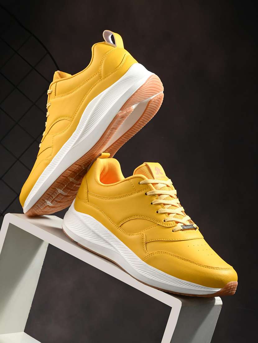 men textured lace up casual shoes