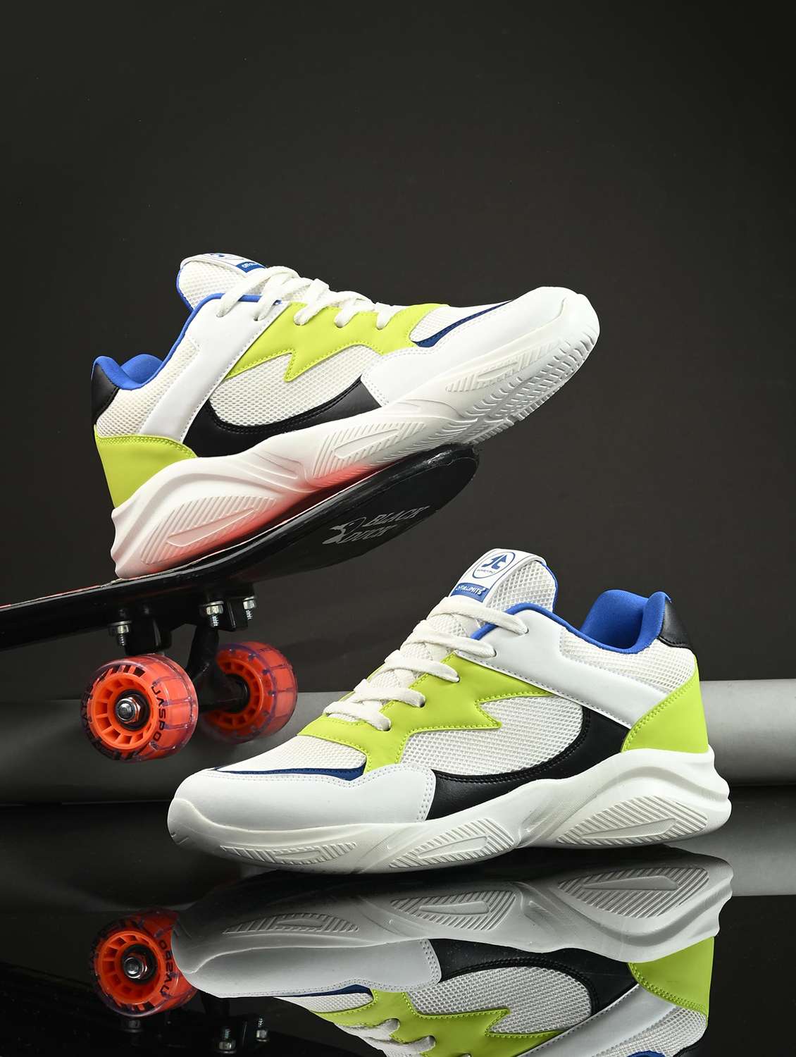 men colourblocked lace up sneaker