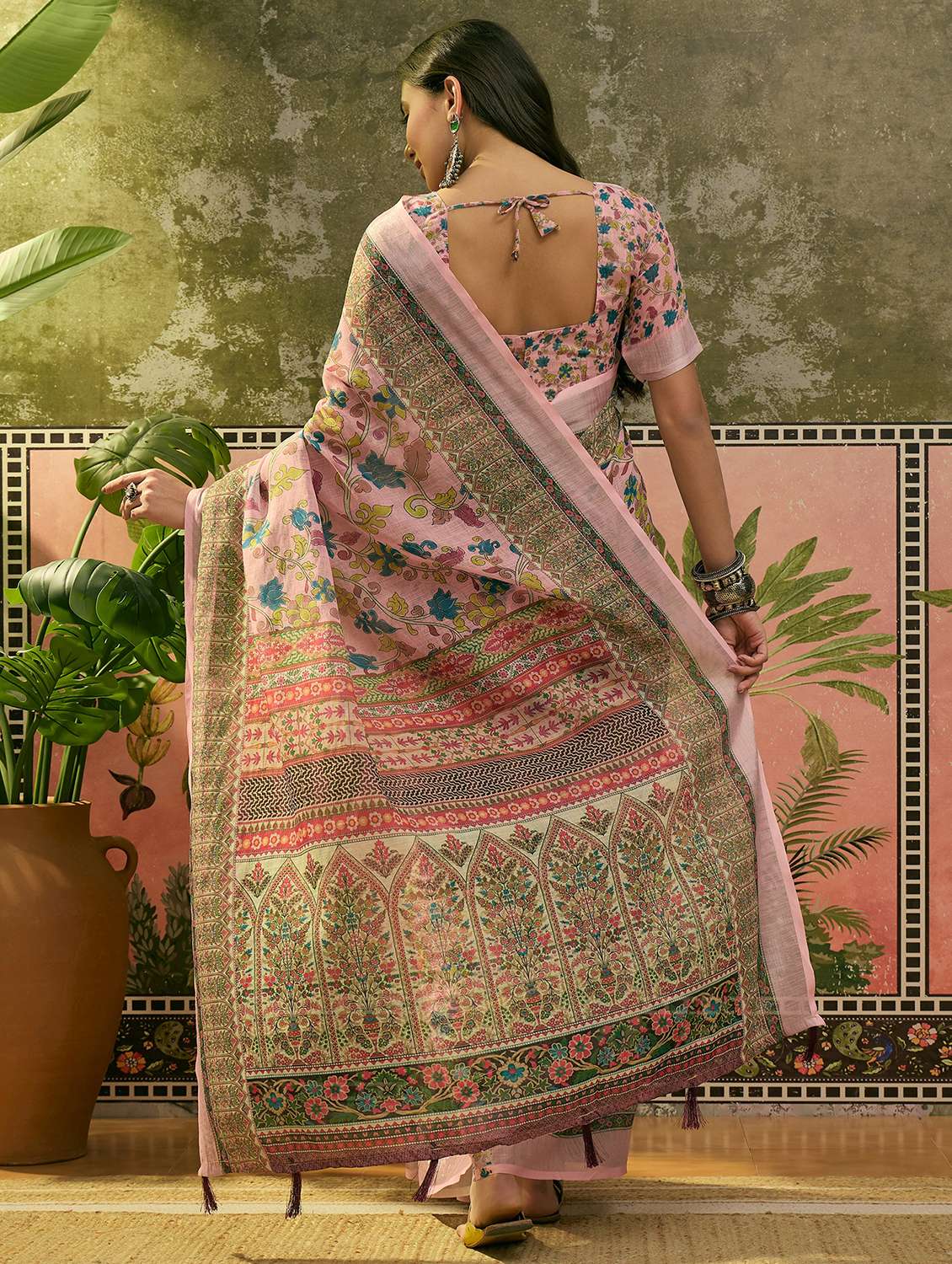 women printed casual wear saree with blouse - 22610091 -  Standard Image - 3