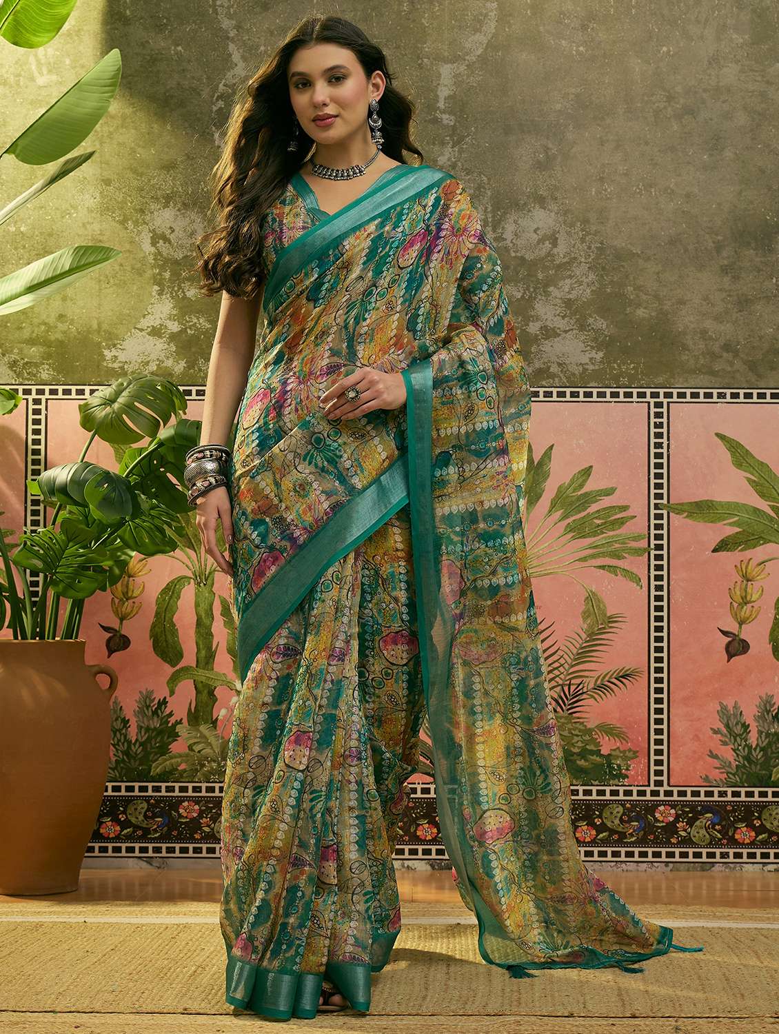 women printed casual wear saree with blouse