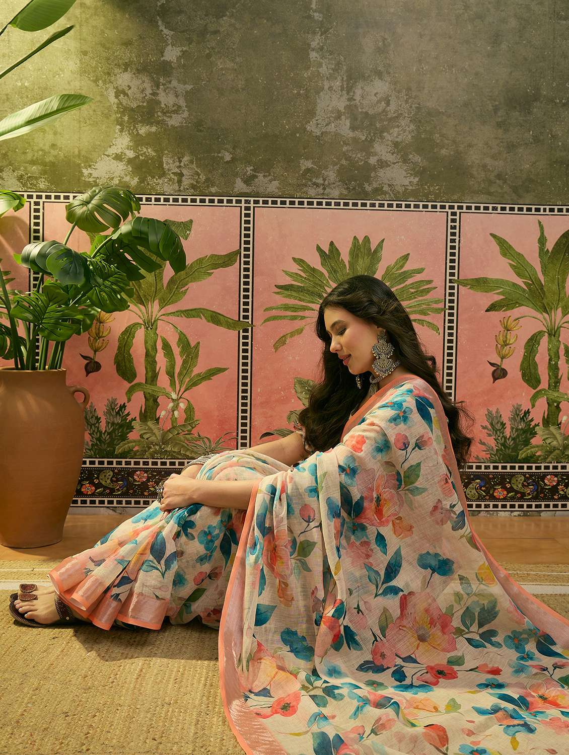 women printed casual wear saree with blouse - 22610109 -  Standard Image - 5