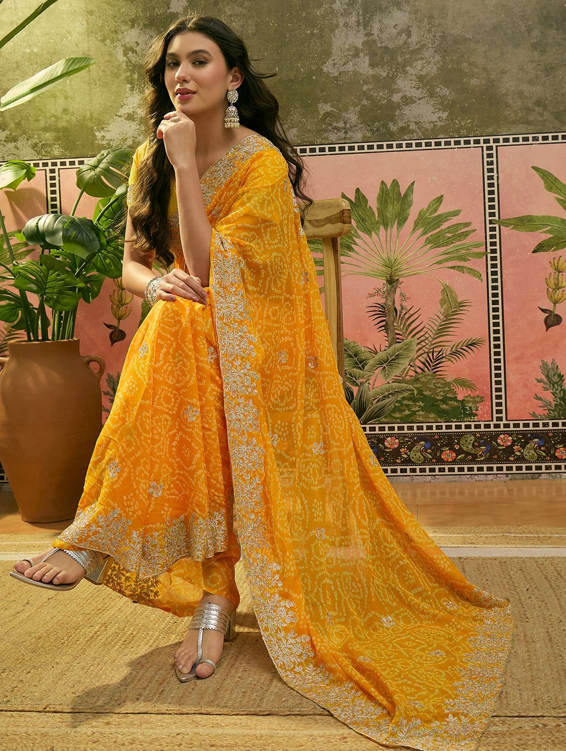 women bandhani printed saree with blouse - 22610113 -  Standard Image - 5
