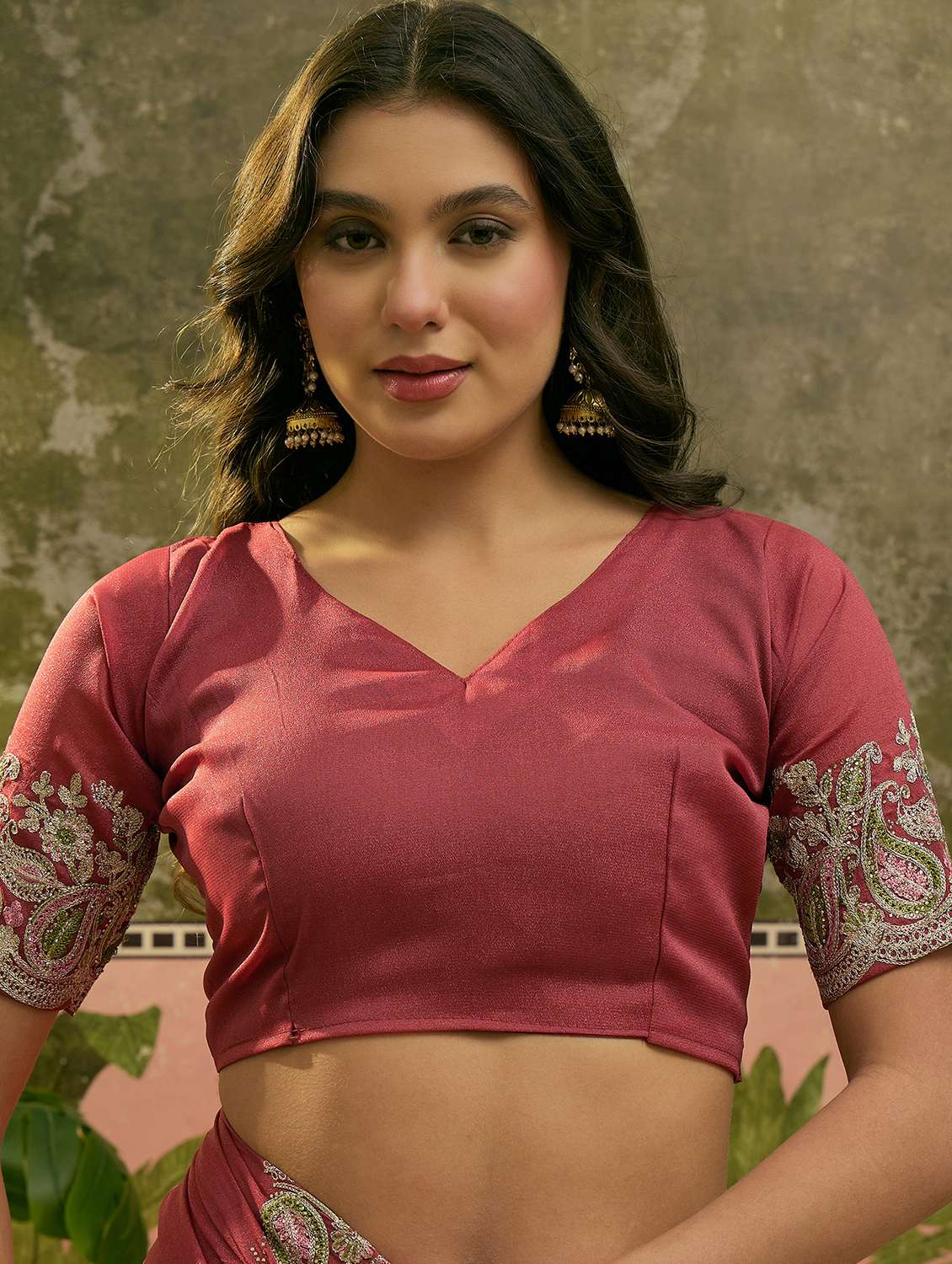 Women Solid With Work Embroidered Saree With Blouse - 22610129 -  Standard Image - 5