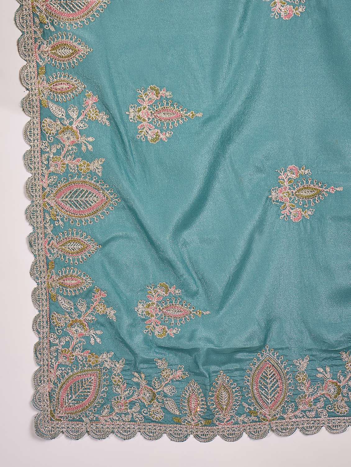 women solid with work embroidered saree with blouse - 22610136 -  Standard Image - 5