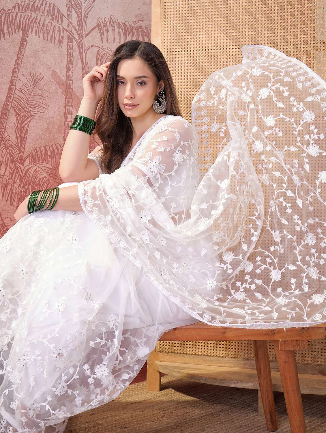 women solid with work embroidered saree with blouse - 22610142 -  Standard Image - 5