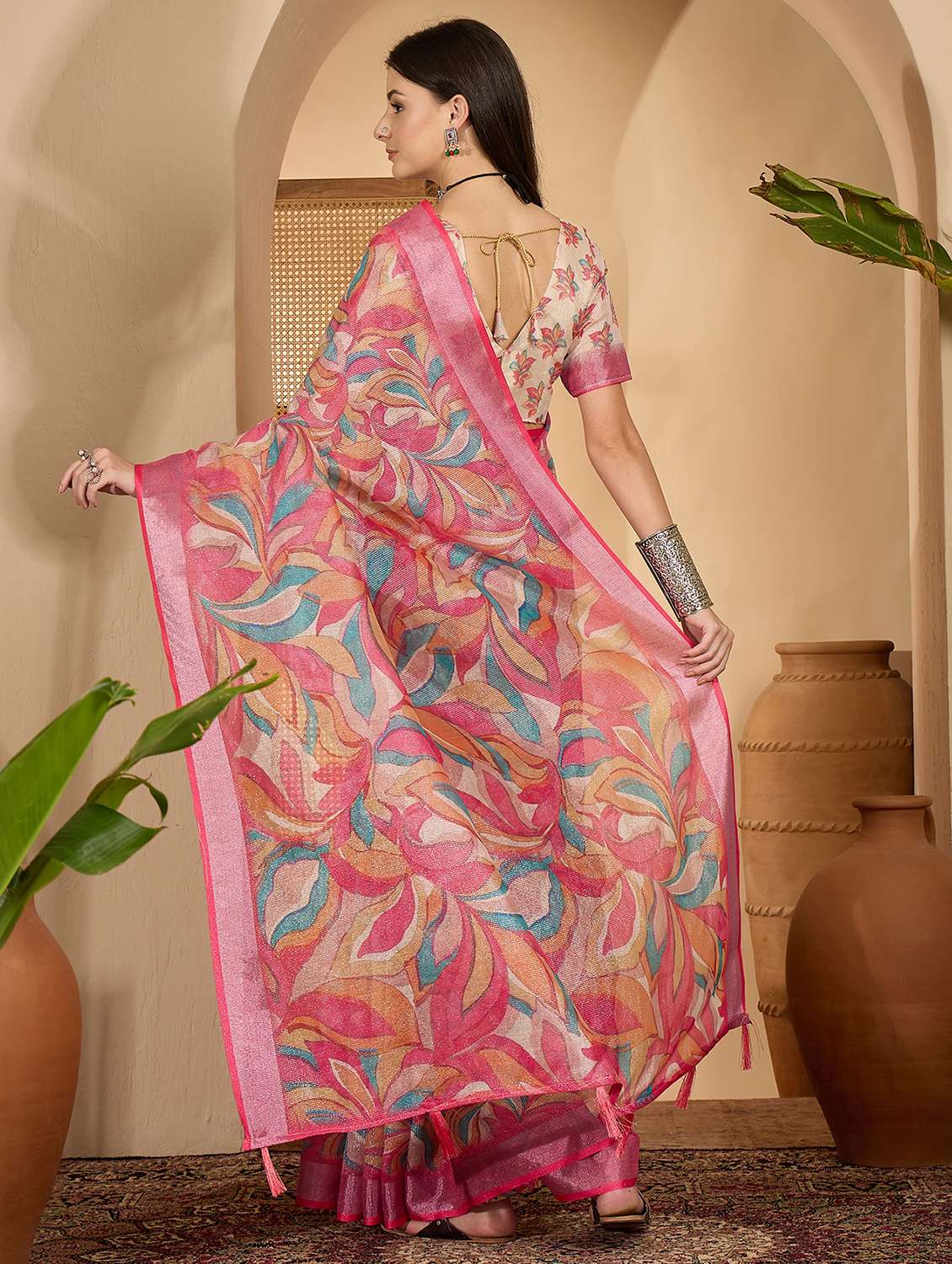 women printed casual wear saree with blouse - 22610184 -  Standard Image - 3