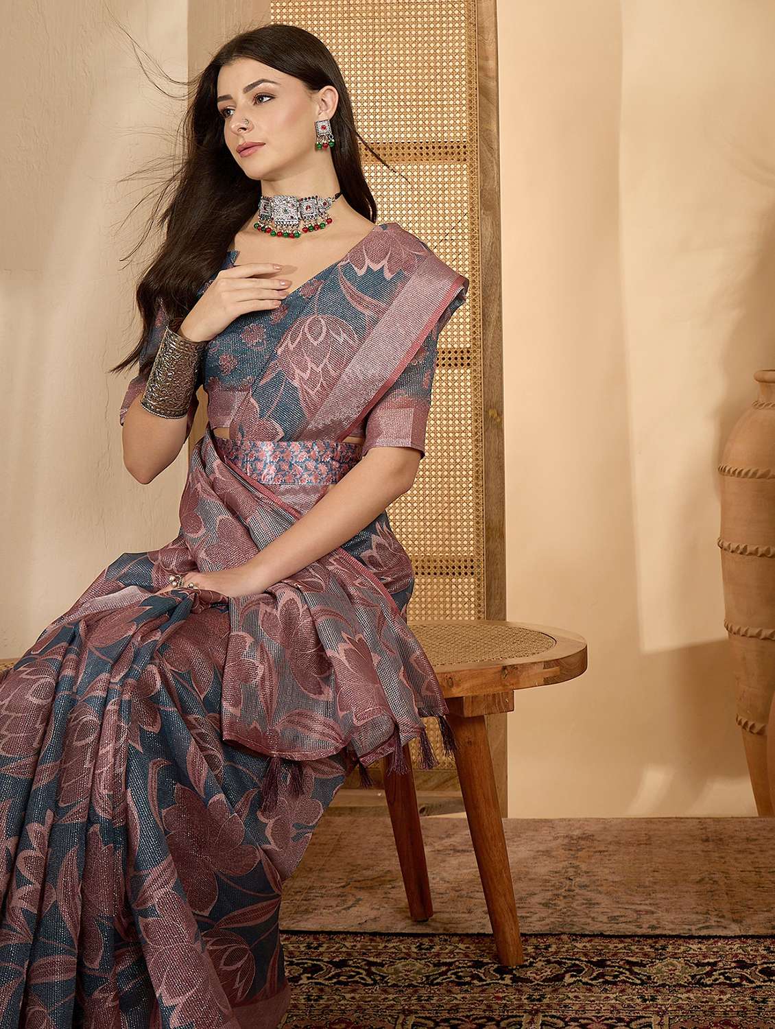 women printed casual wear saree with blouse - 22610185 -  Standard Image - 5
