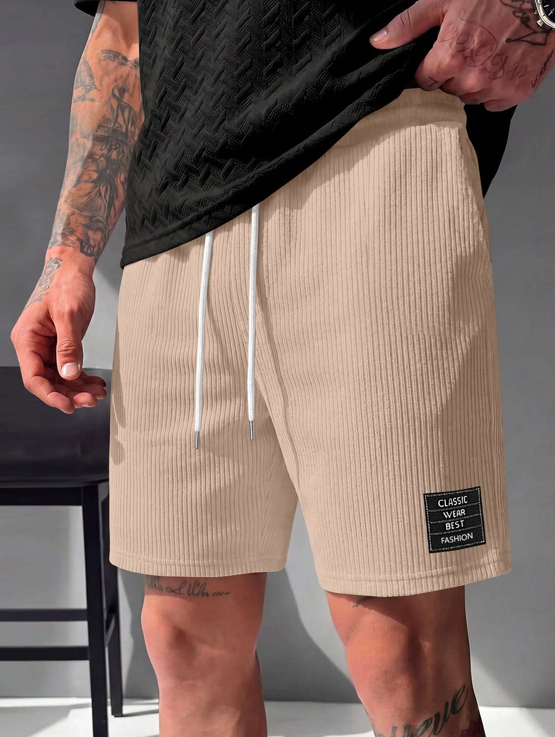men self design mid rise regular fit shorts