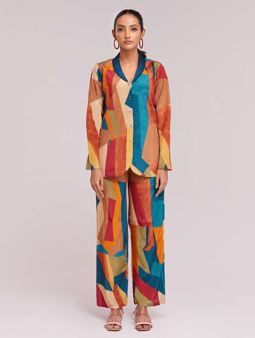 women printed long sleeves shirt and trouser co-ord set