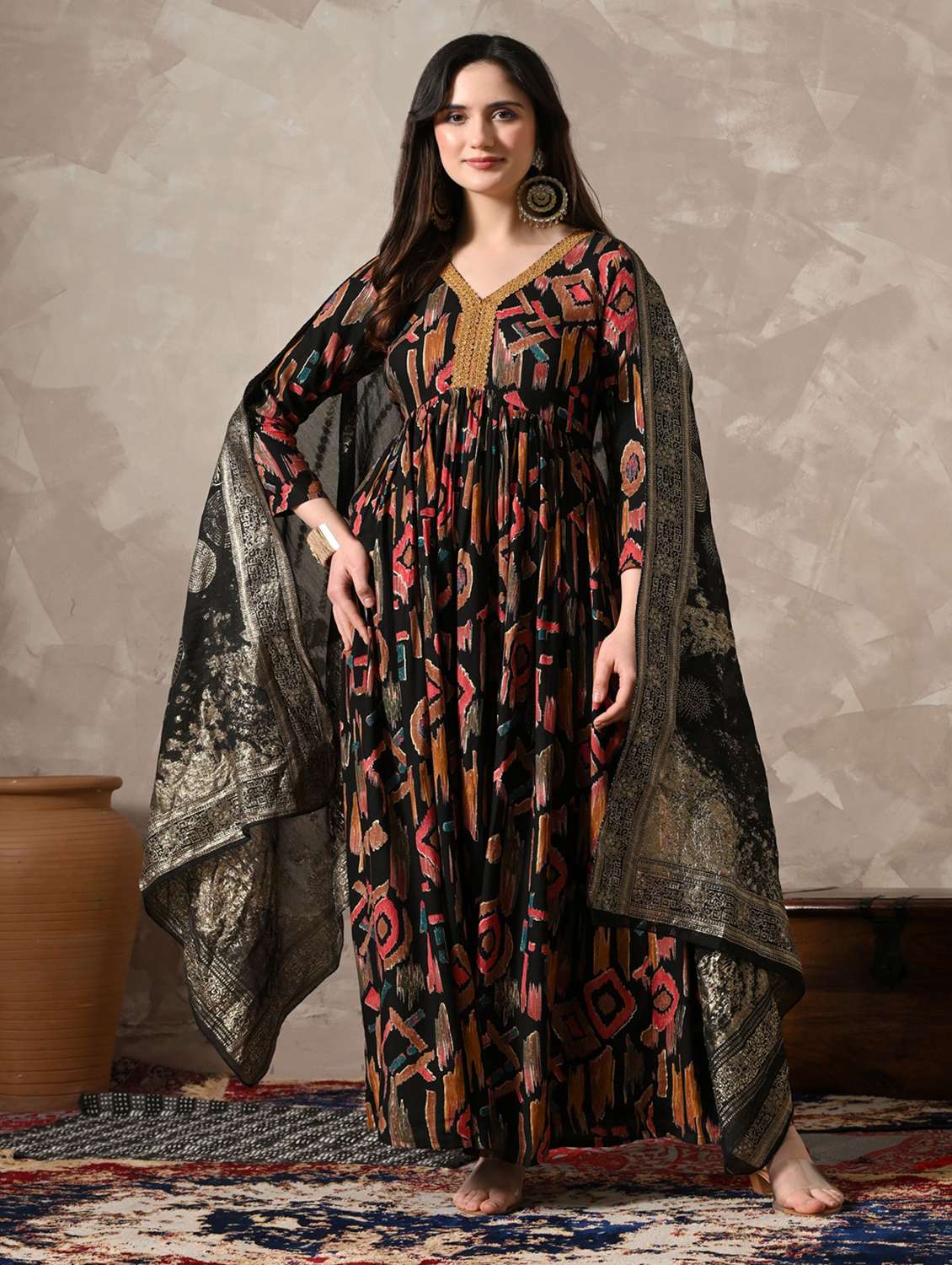 women printed three quarter sleeves kurta dupatta set