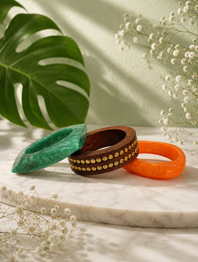 women set of 3 wood & resin bangles 