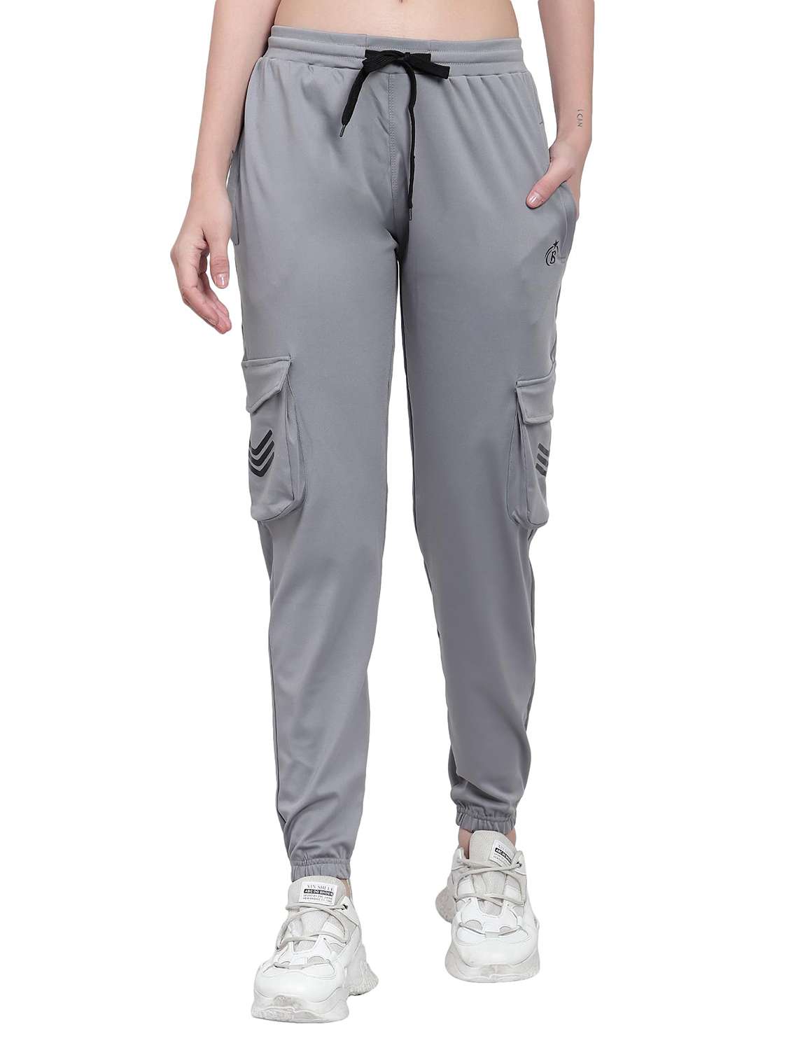 women solid mid rise regular fit jogger