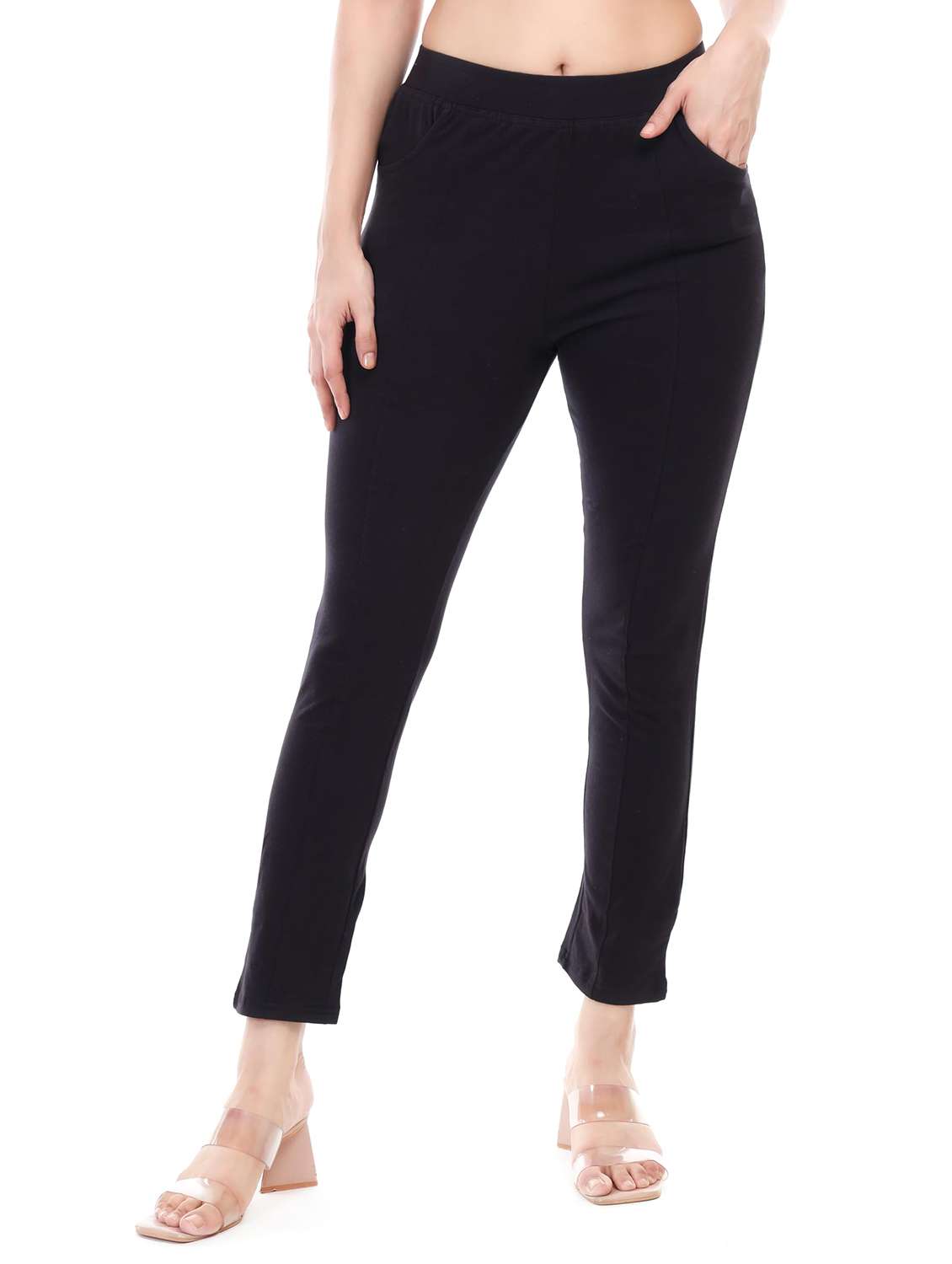women solid mid rise straight pant