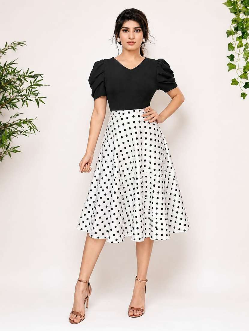 women printed v neck fit & flare dress