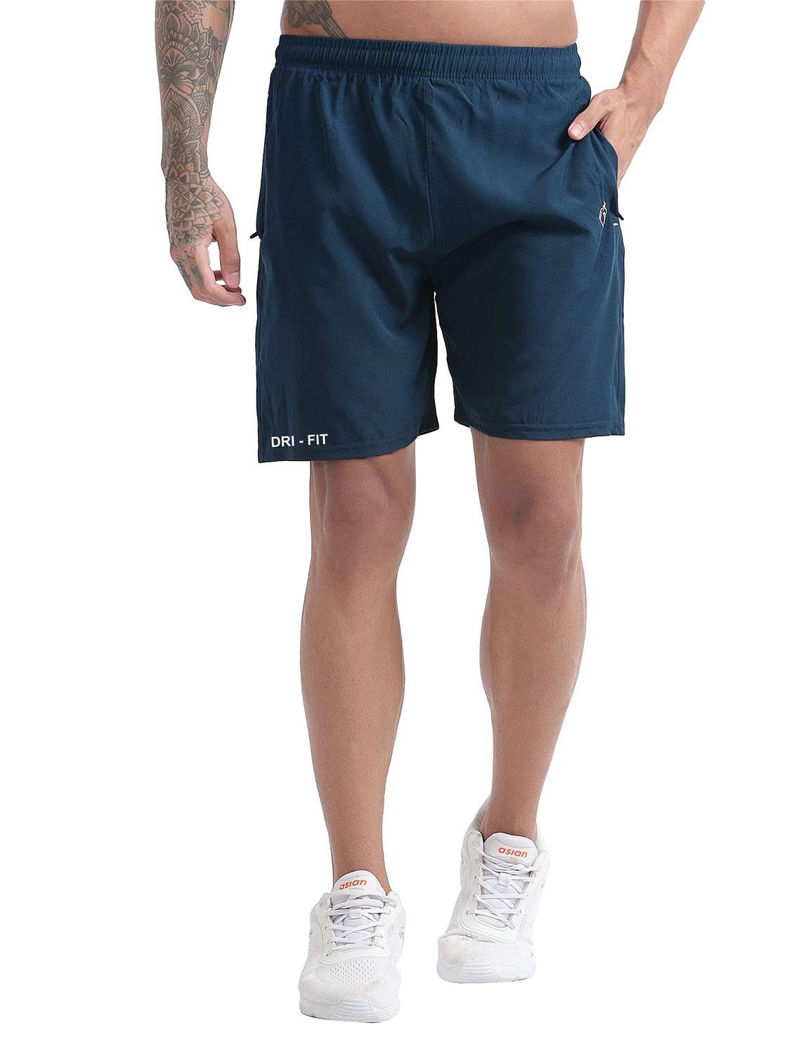 Men Solid Mid Rise Regular Fit Shorts - 22615305 -  Standard Image - 3