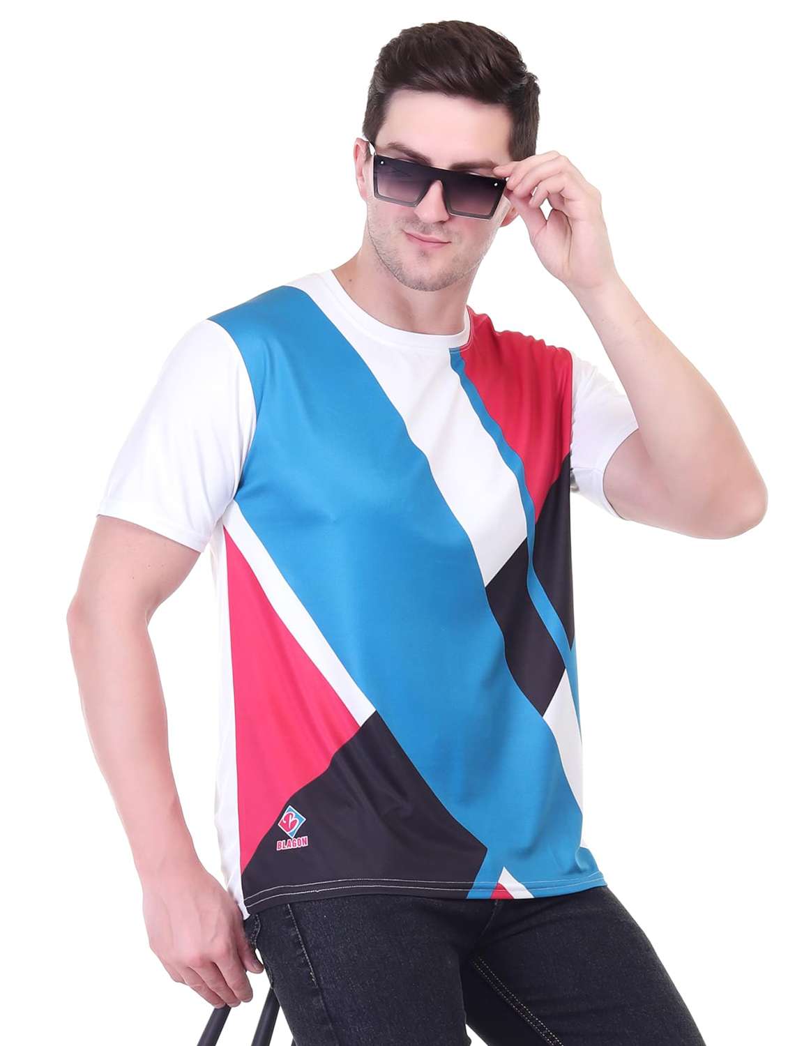 men colourblocked short sleeves regular fit t-shirt