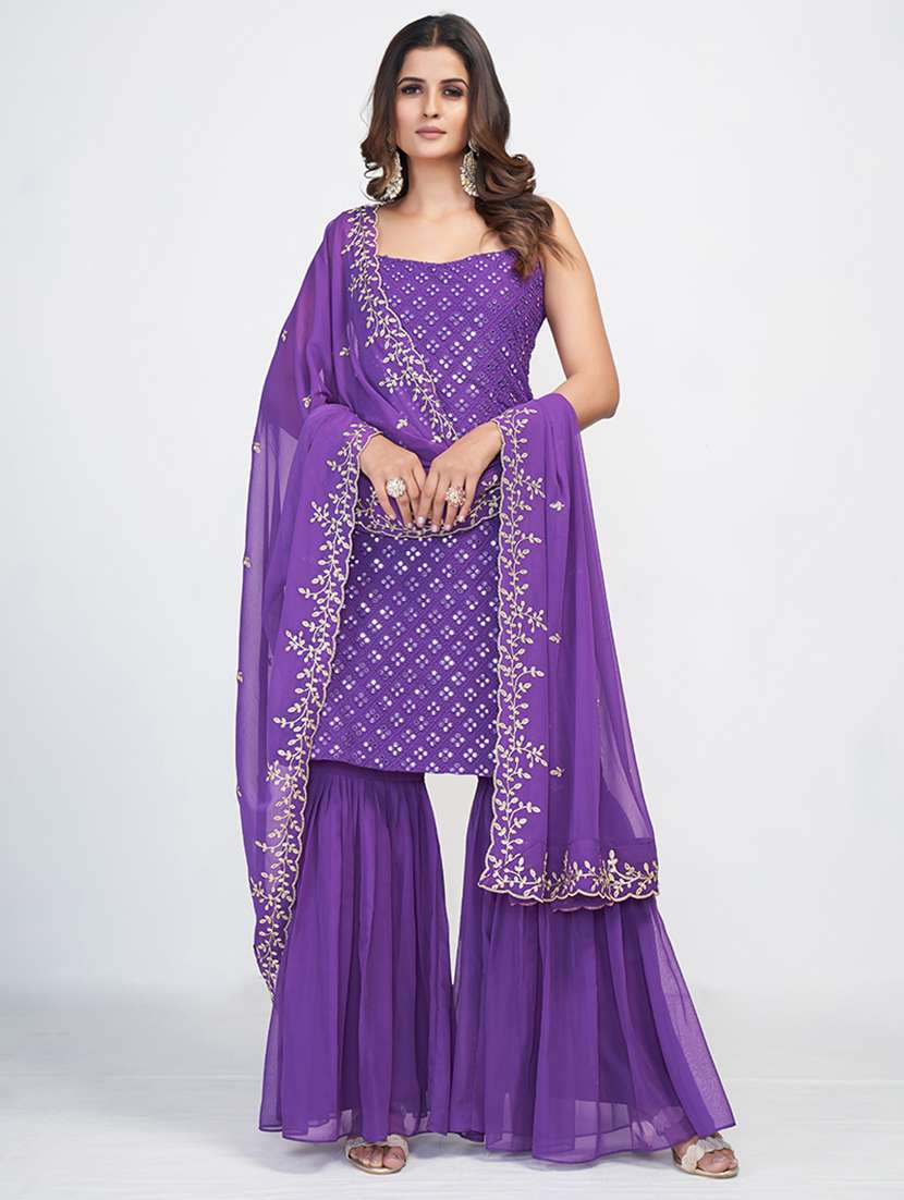 women embroidered sleeveless kurta sharara set with dupatta