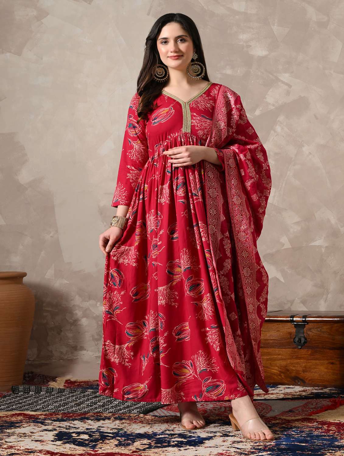 women printed three quarter sleeves kurta dupatta set