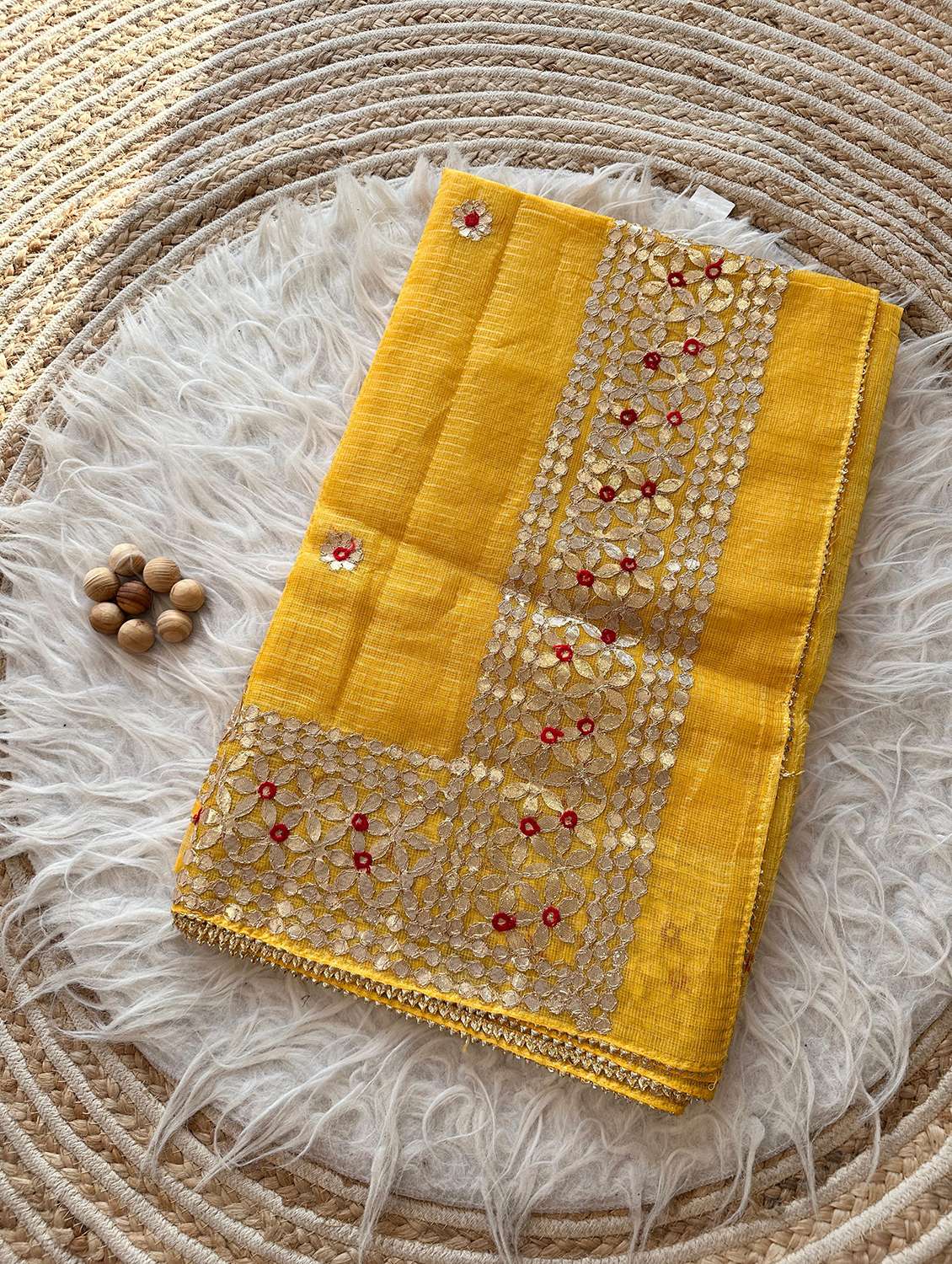 Women Checkered Kota Doria Saree With Blouse - 22615512 -  Standard Image - 3