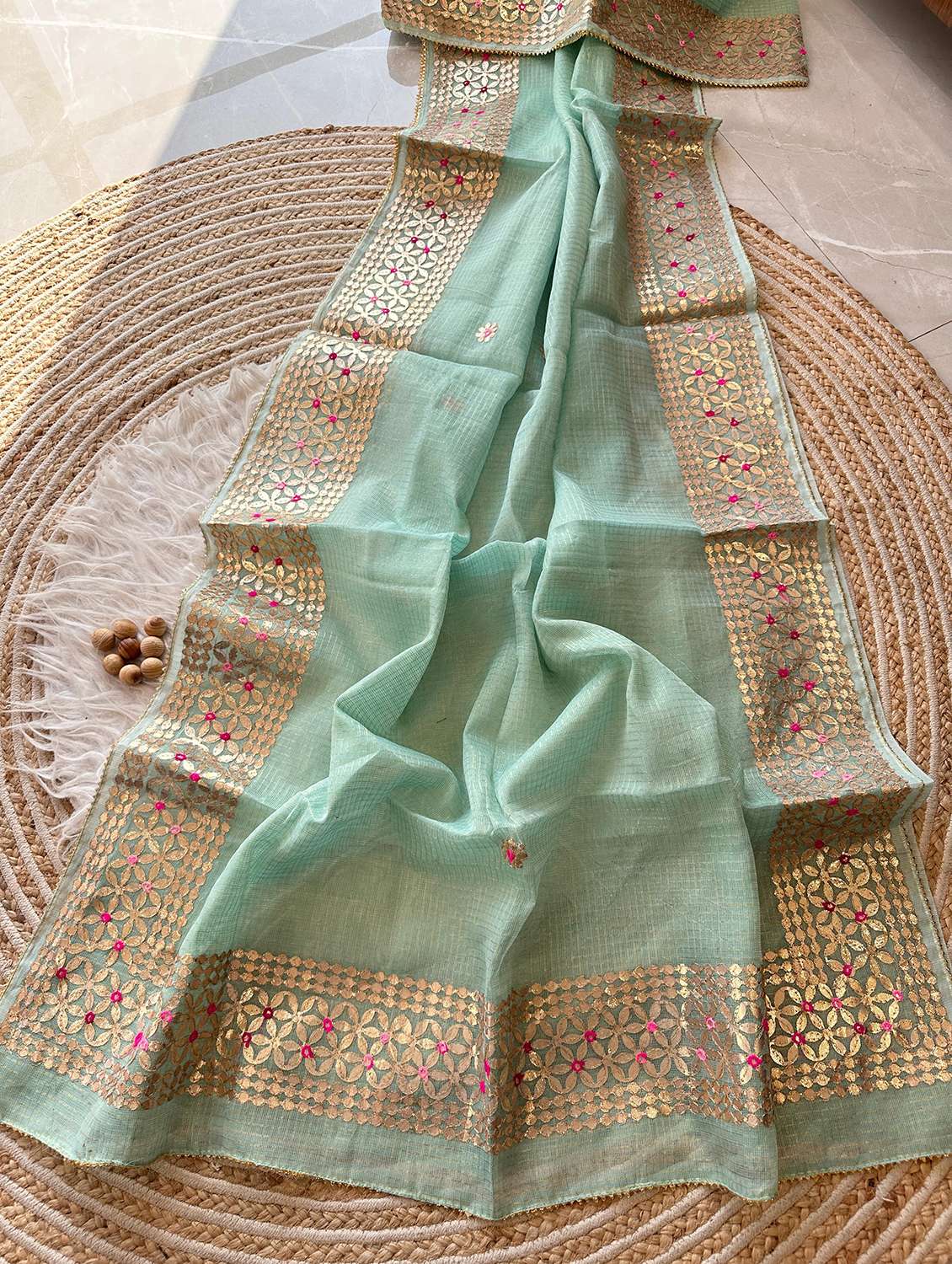 women checkered kota doria saree with blouse - 22615546 -  Standard Image - 5