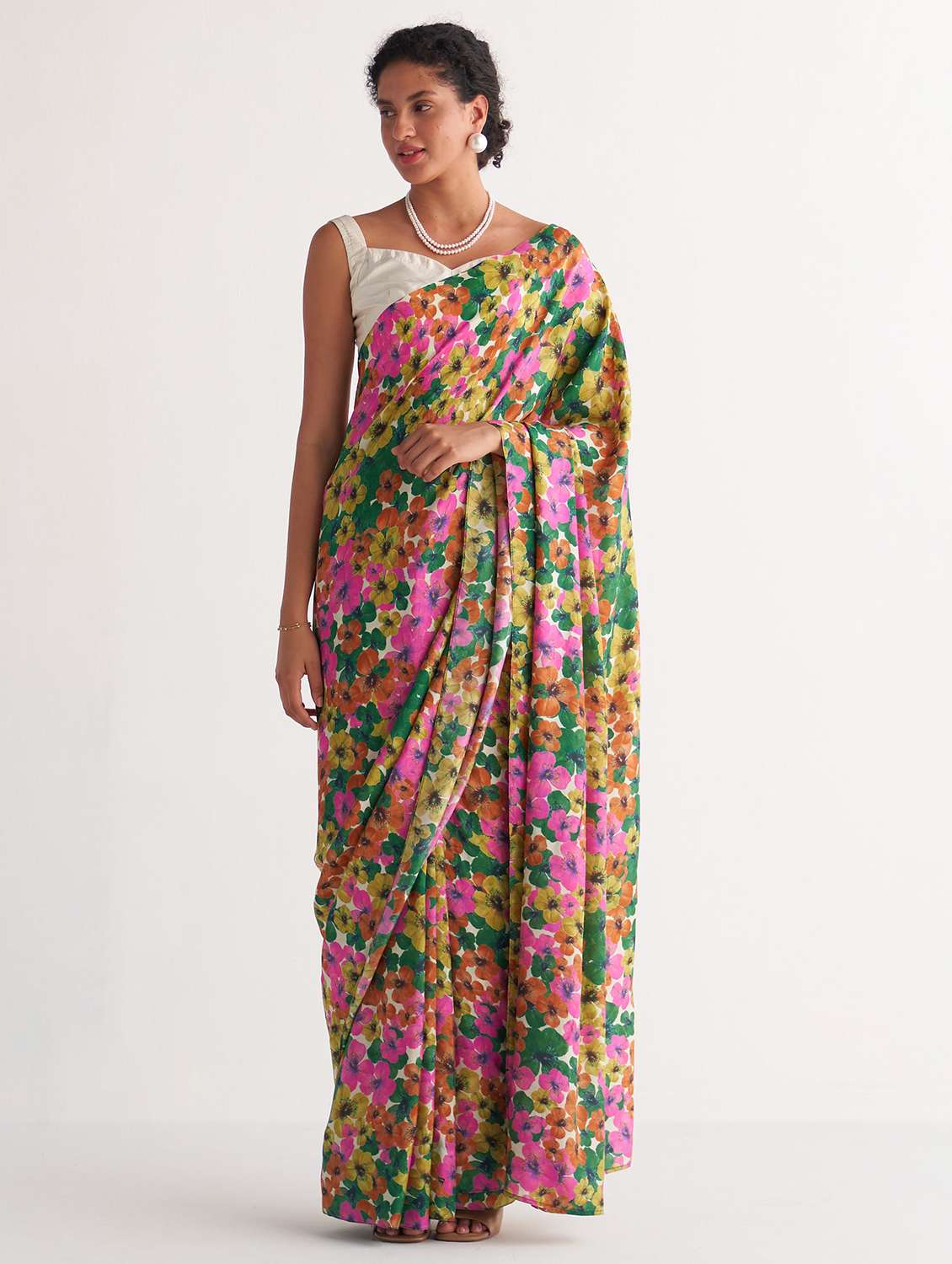 women floral printed saree with blouse