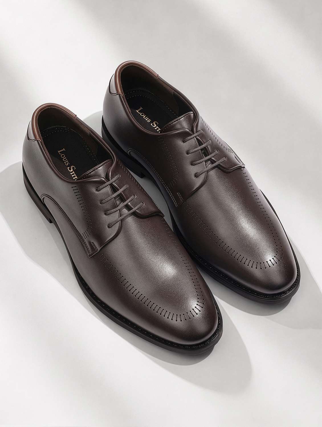 men textured lace up oxford shoes