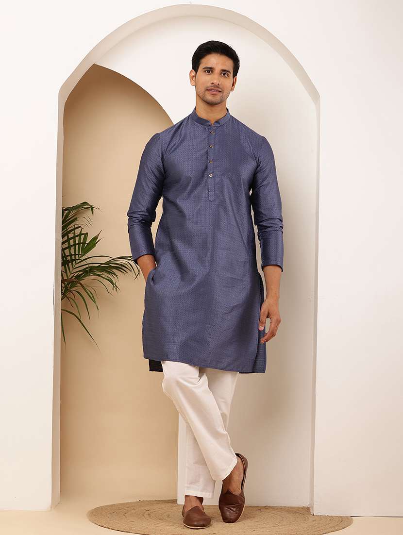 men self design mandarin neck kurta pyjama set