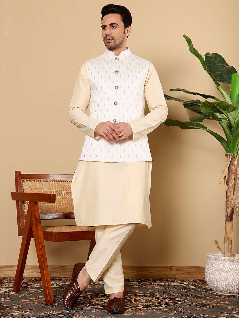 men embroidered mandarin neck kurta pyjama with jacket