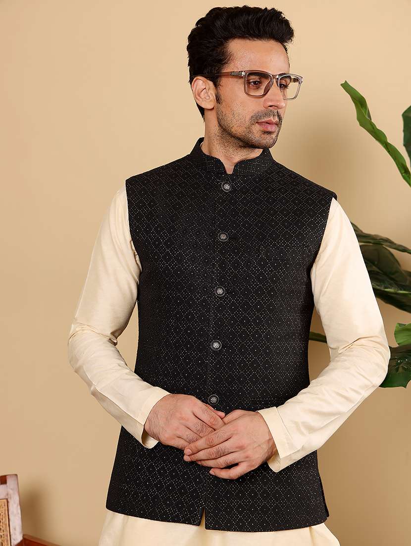 men self design sleeveless nehru jacket