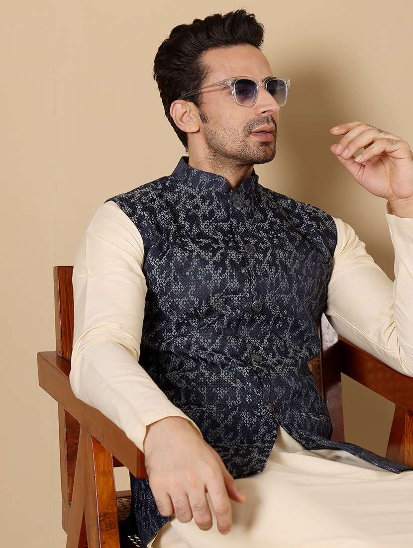men self design sleeveless nehru jacket