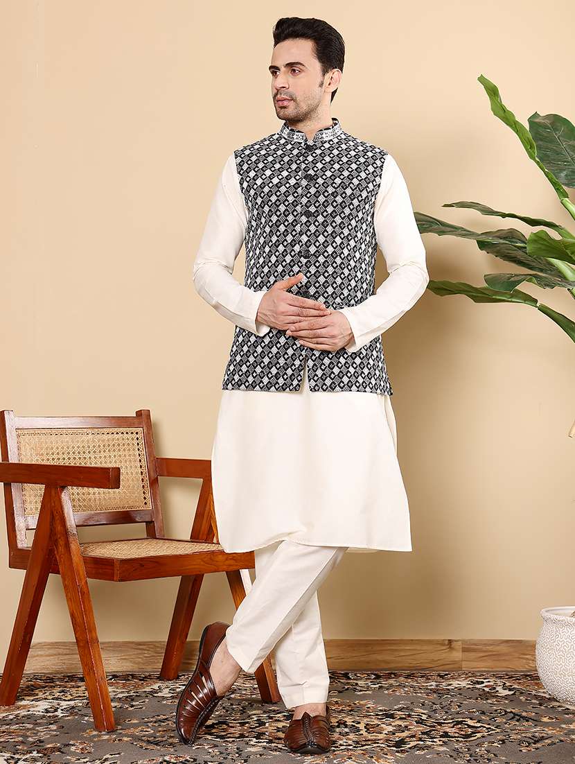 men embroidered sleeveless nehru jacket