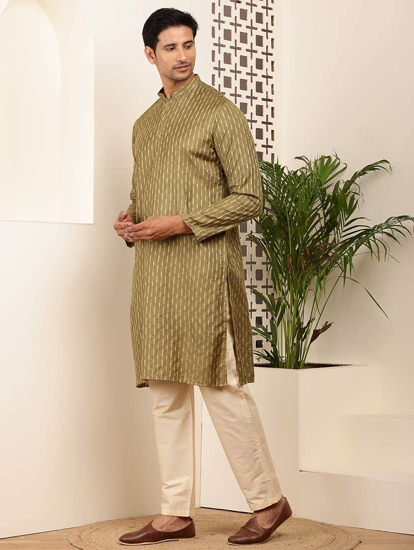 Men Self Design Mandarin Neck Long Kurta - 22615921 -  Standard Image - 3